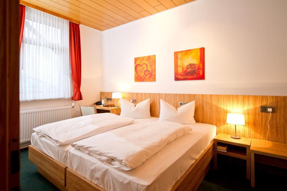 Hotel Schaper Целле Экстерьер фото